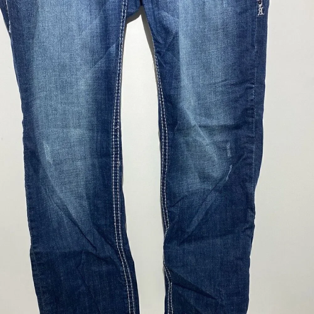 Rock and Roll Cowgirl Women's Blue‎ Embellished Low Rise Jeans Size 33X34